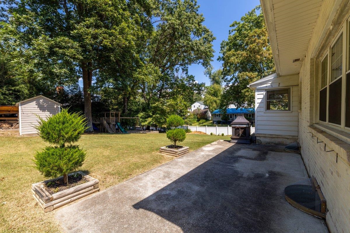 905 Oak Drive Christiansburg VA 24073