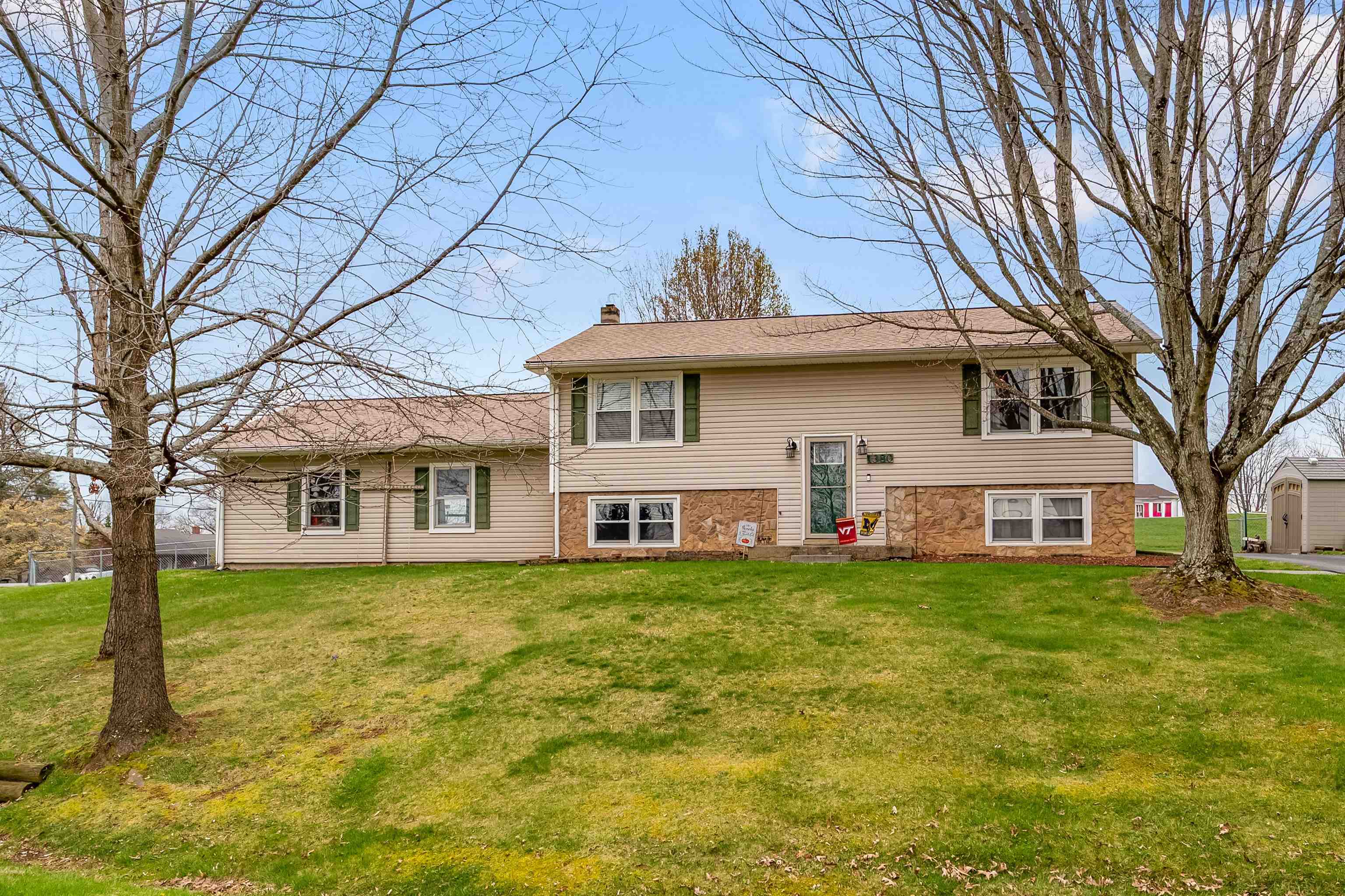 1380 Dow Street Christiansburg VA 24073