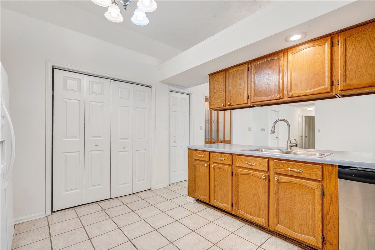 206 Sheppard Avenue Radford VA 24141