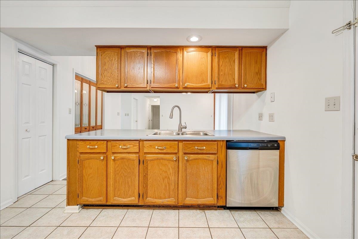 206 Sheppard Avenue Radford VA 24141