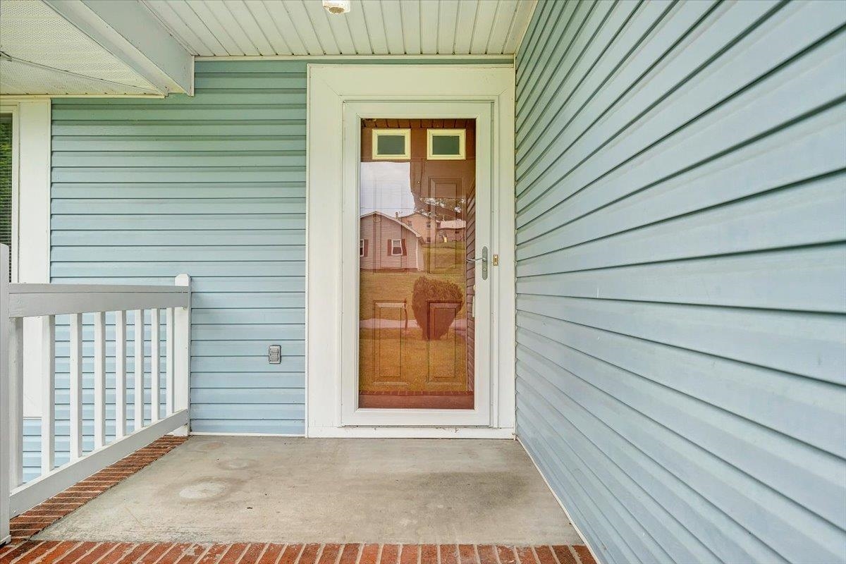 206 Sheppard Avenue Radford VA 24141