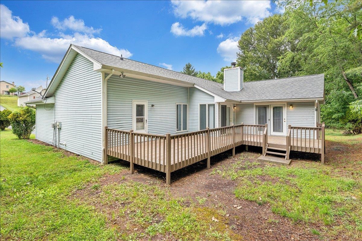 206 Sheppard Avenue Radford VA 24141