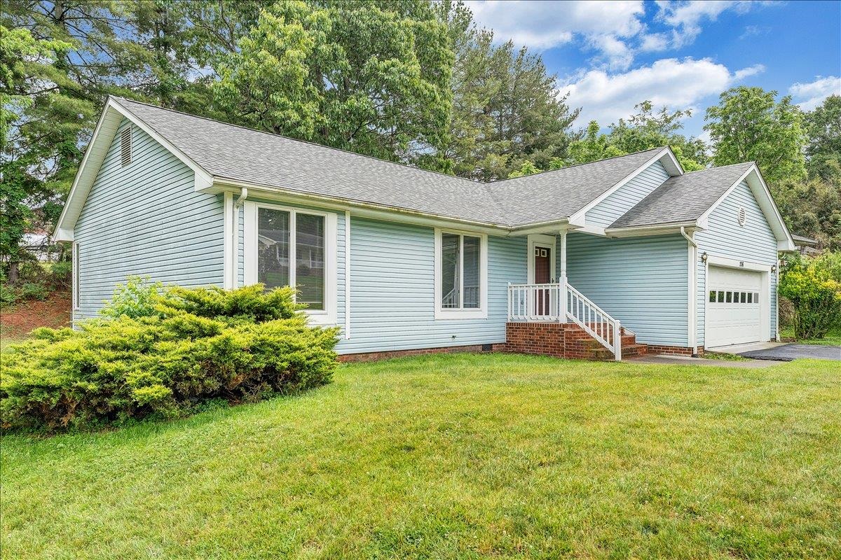 206 Sheppard Avenue Radford VA 24141