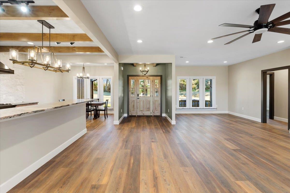 7194 Gate 10 Road Fairlawn VA 24141