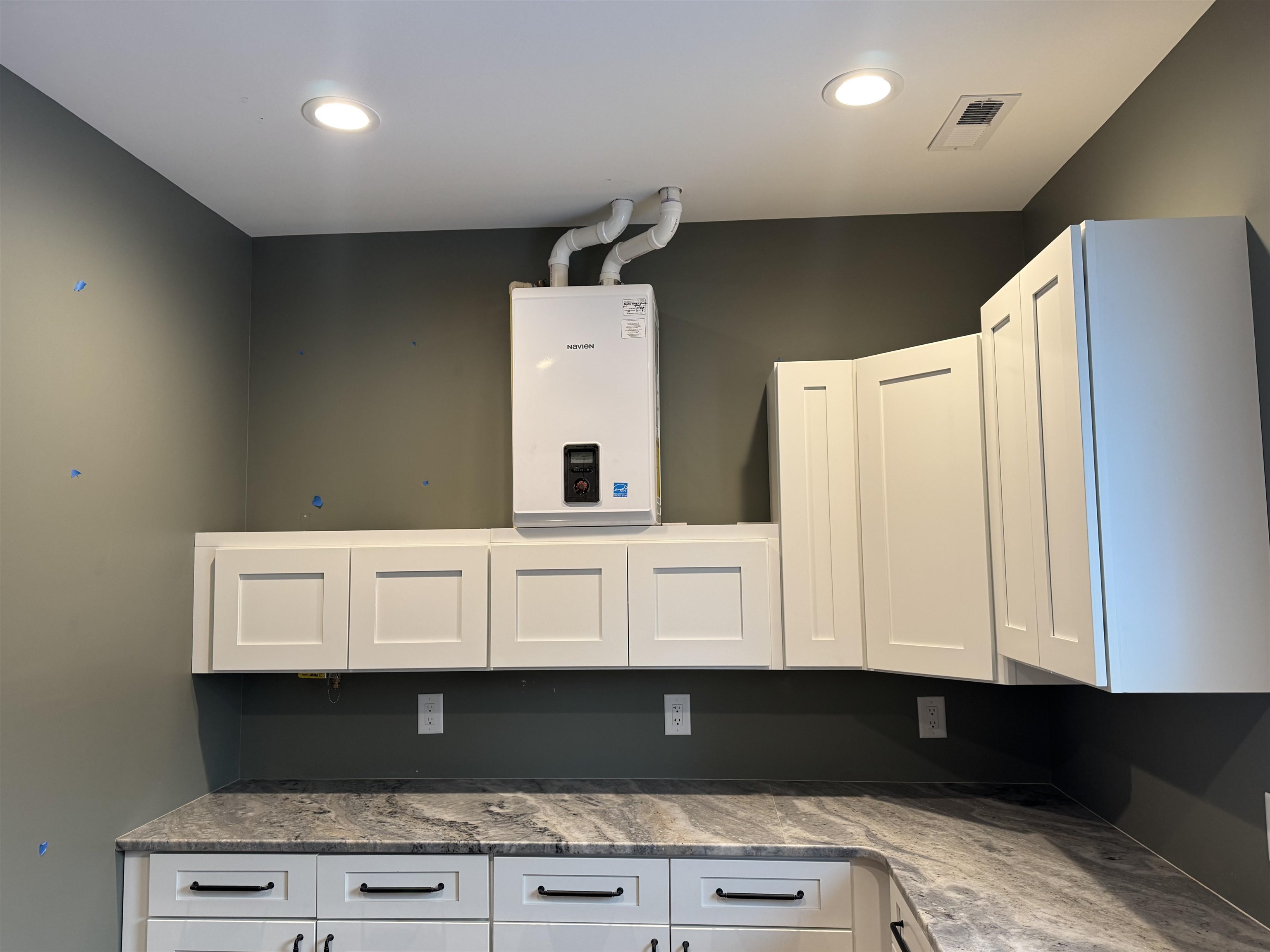 7194 Gate 10 Road Fairlawn VA 24141