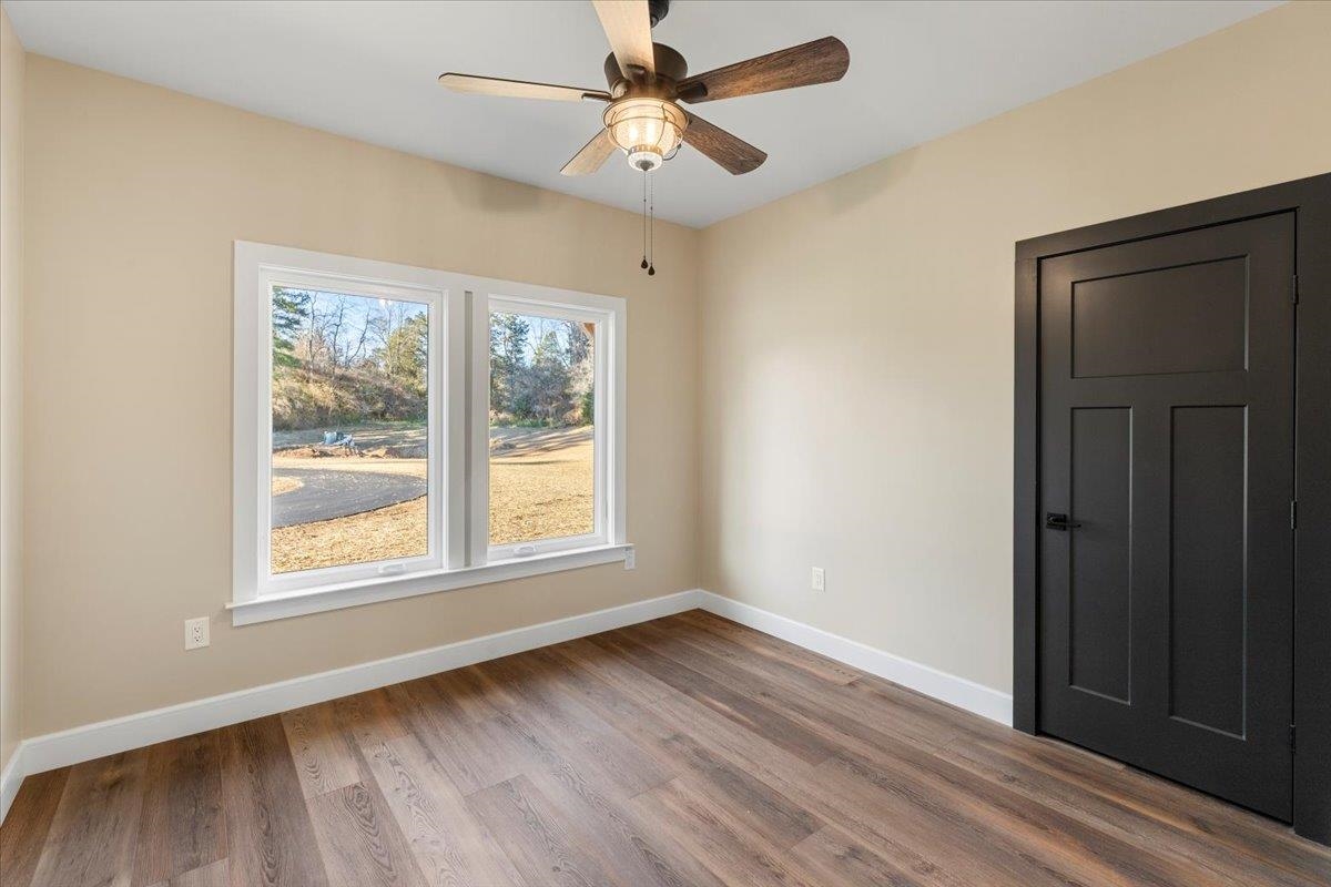 7194 Gate 10 Road Fairlawn VA 24141