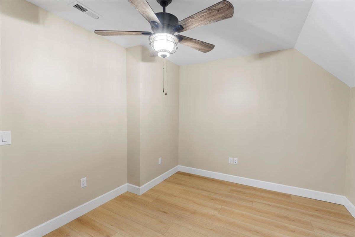 7194 Gate 10 Road Fairlawn VA 24141