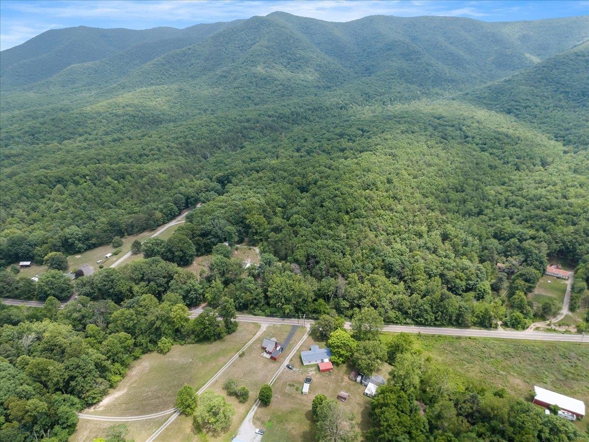 5583 Bradshaw Road Salem VA 24153