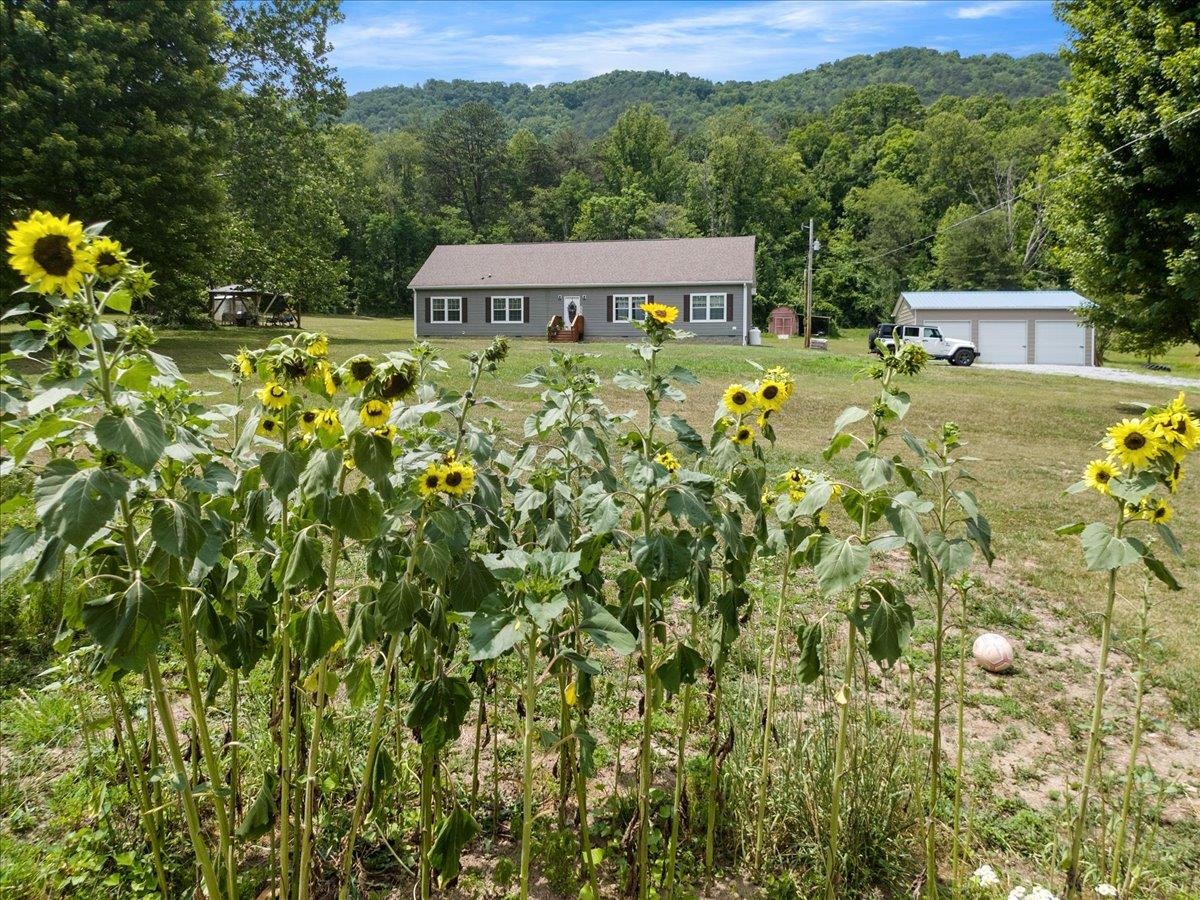 5583 Bradshaw Road Salem VA 24153