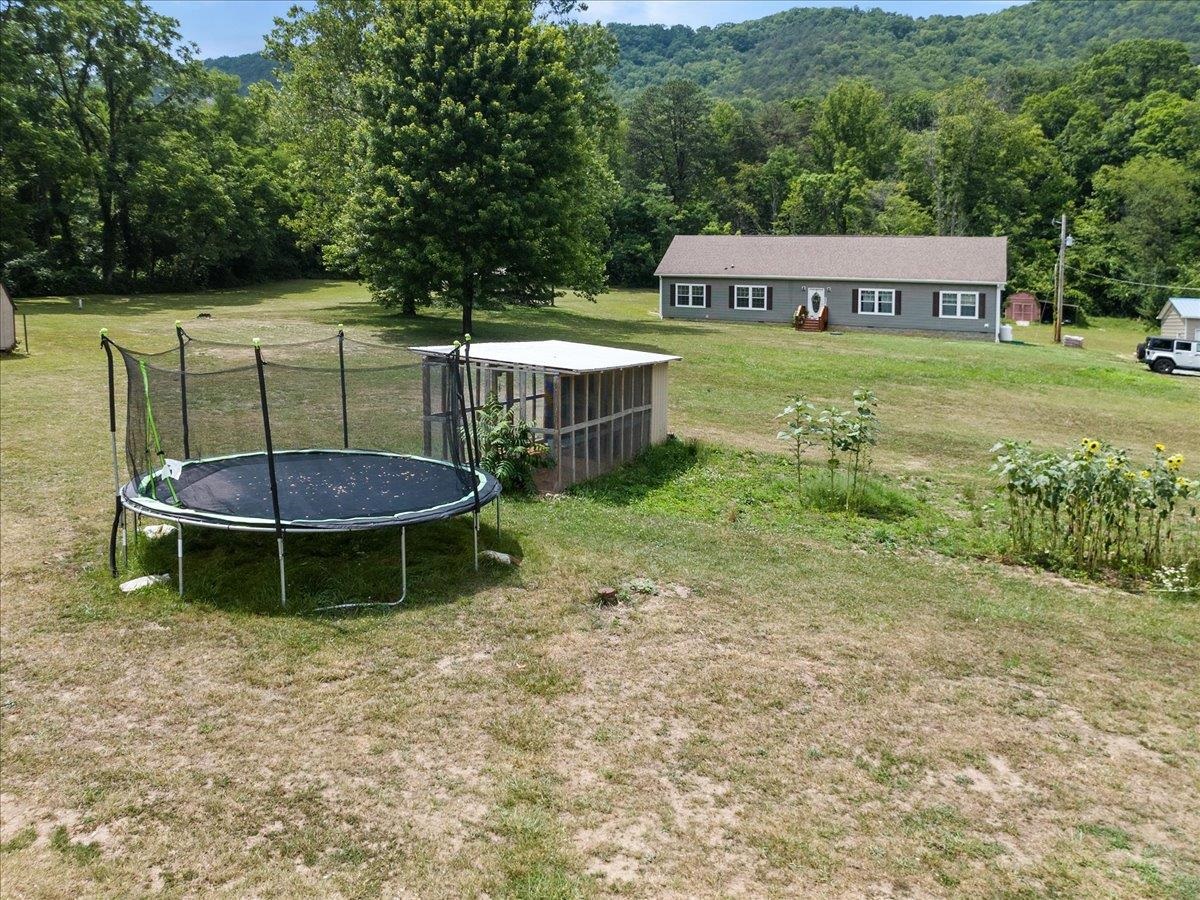 5583 Bradshaw Road Salem VA 24153