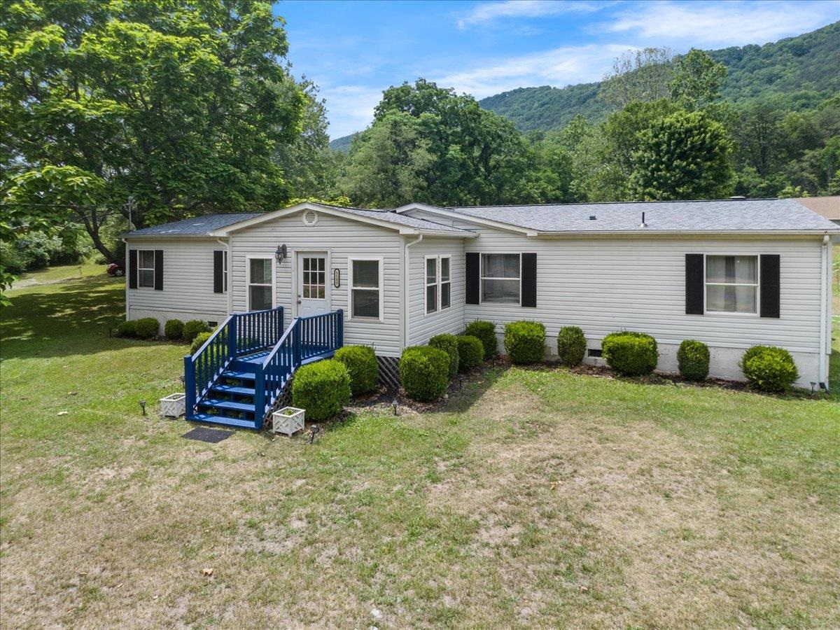 5583 Bradshaw Road Salem VA 24153