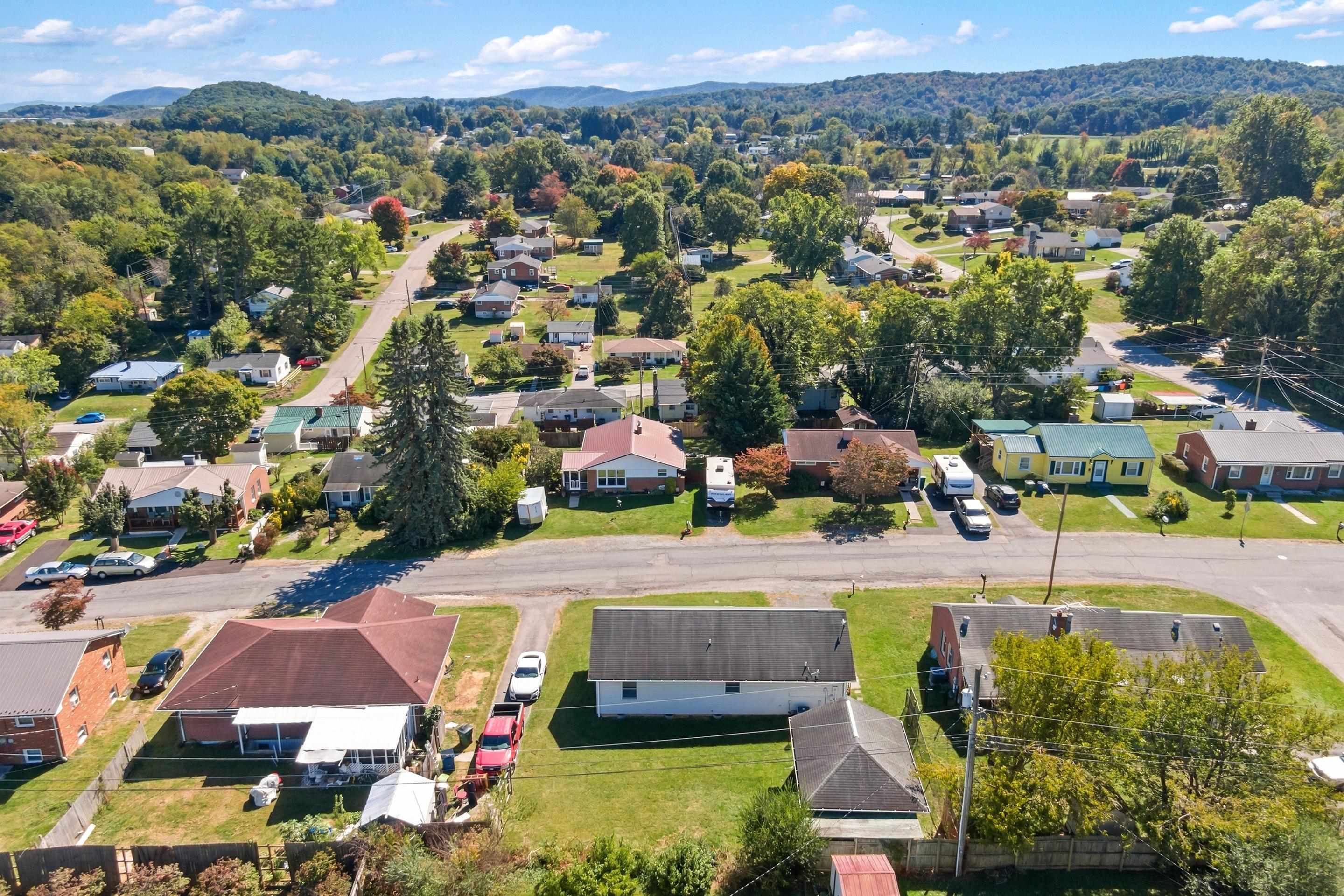 545 2nd Street Christiansburg VA 24073