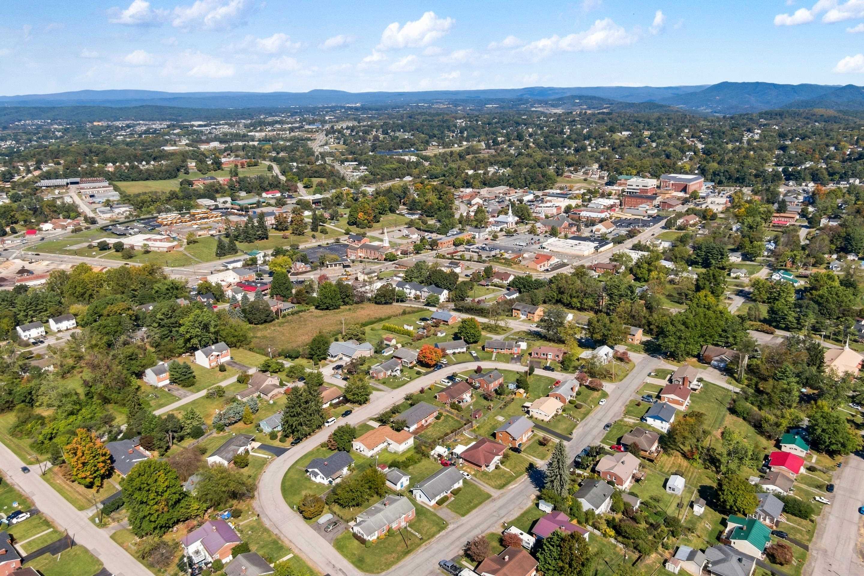 545 2nd Street Christiansburg VA 24073