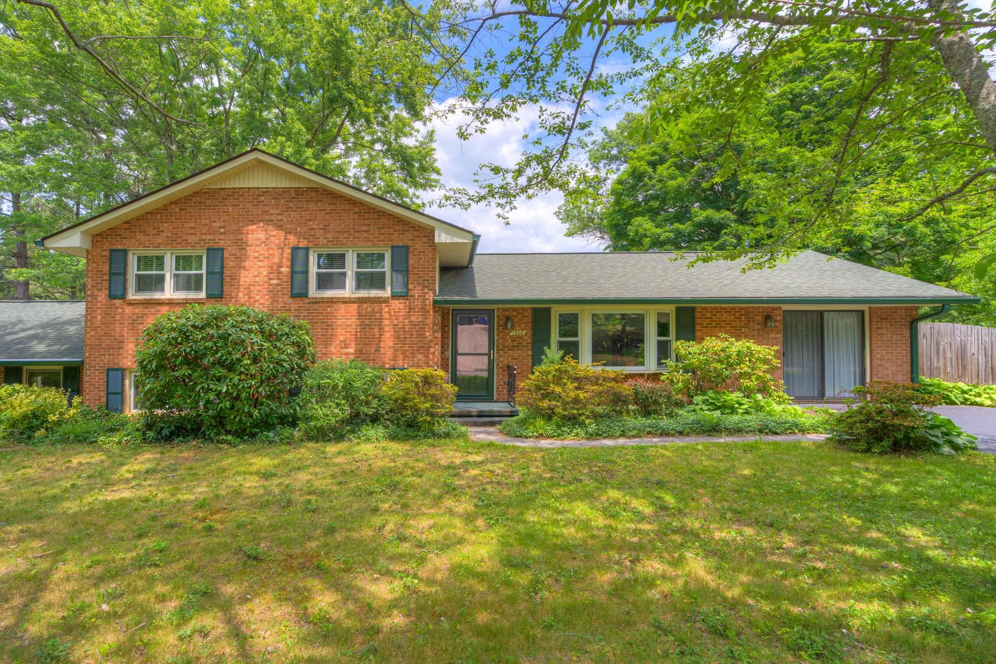 Blacksburg VA, 1308 Greendale Drive