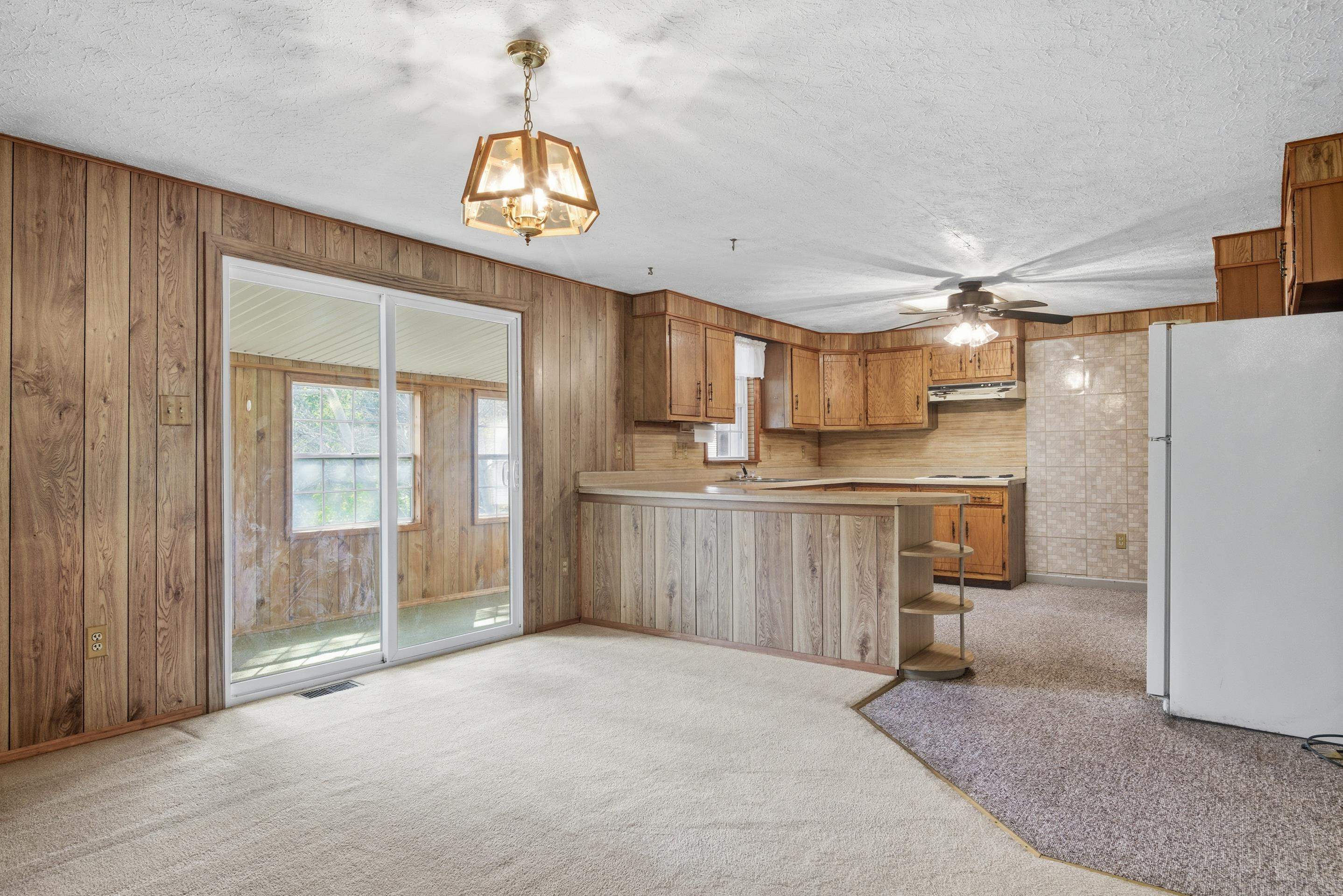 108 Post Street Narrows VA 24124