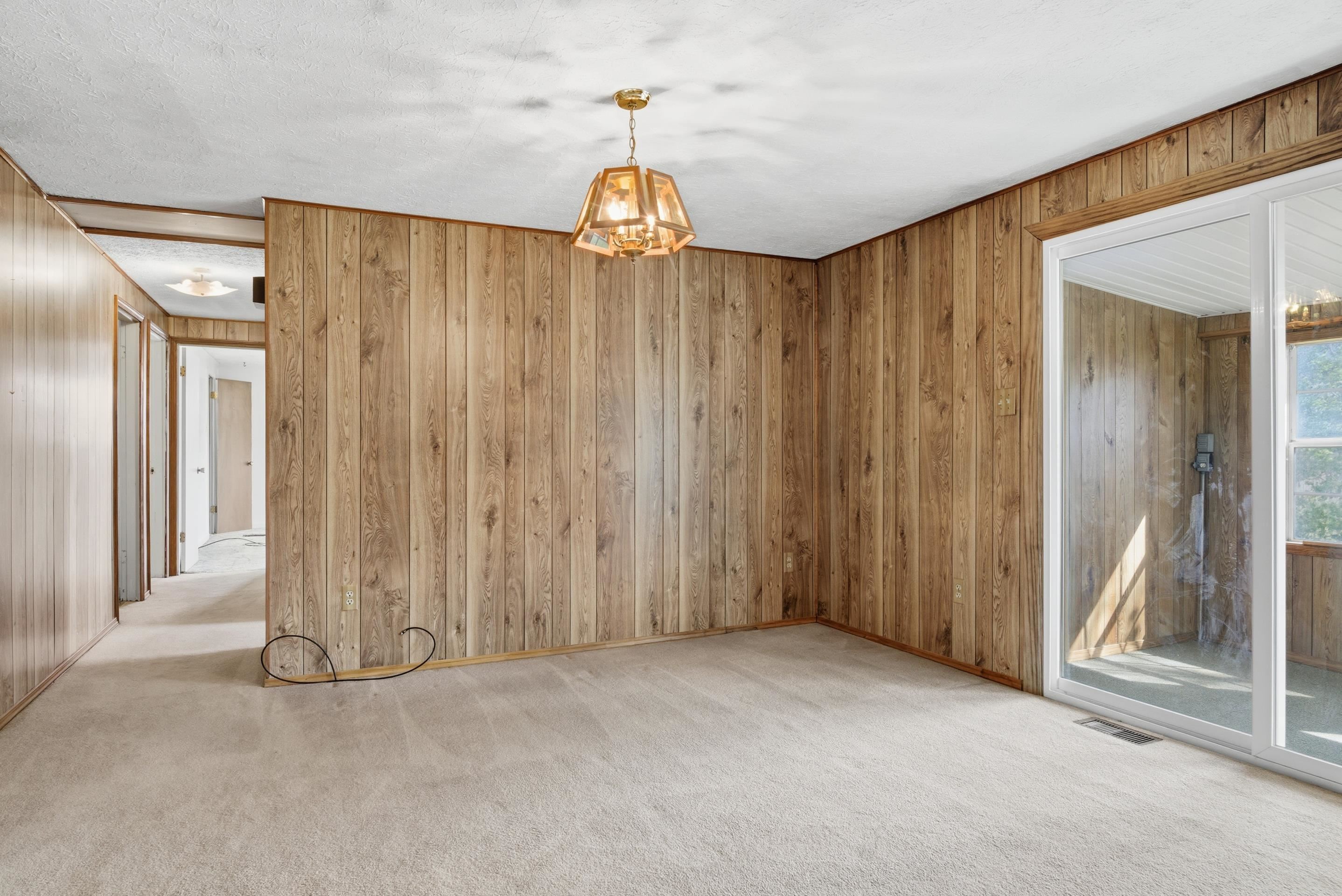 108 Post Street Narrows VA 24124