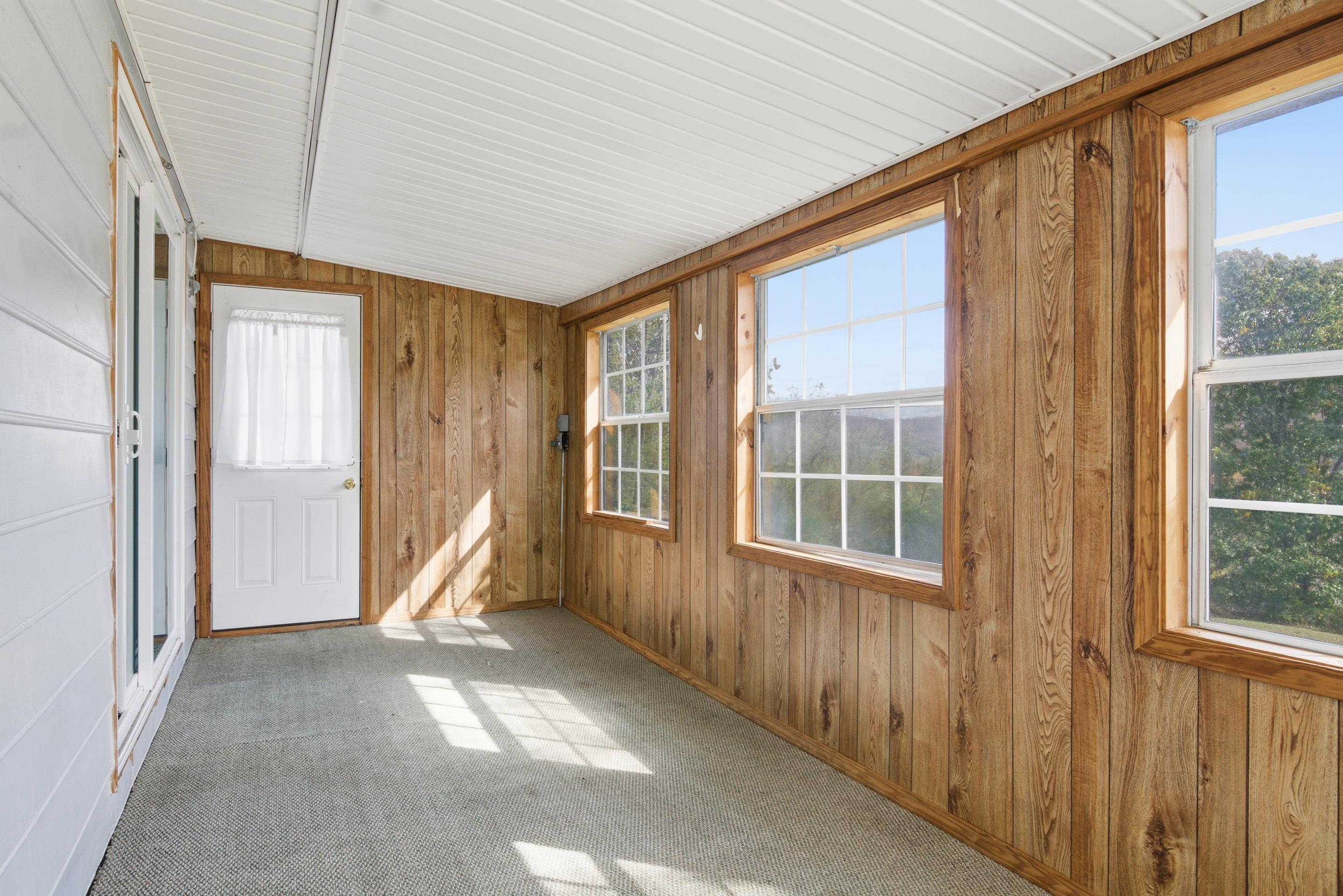 108 Post Street Narrows VA 24124