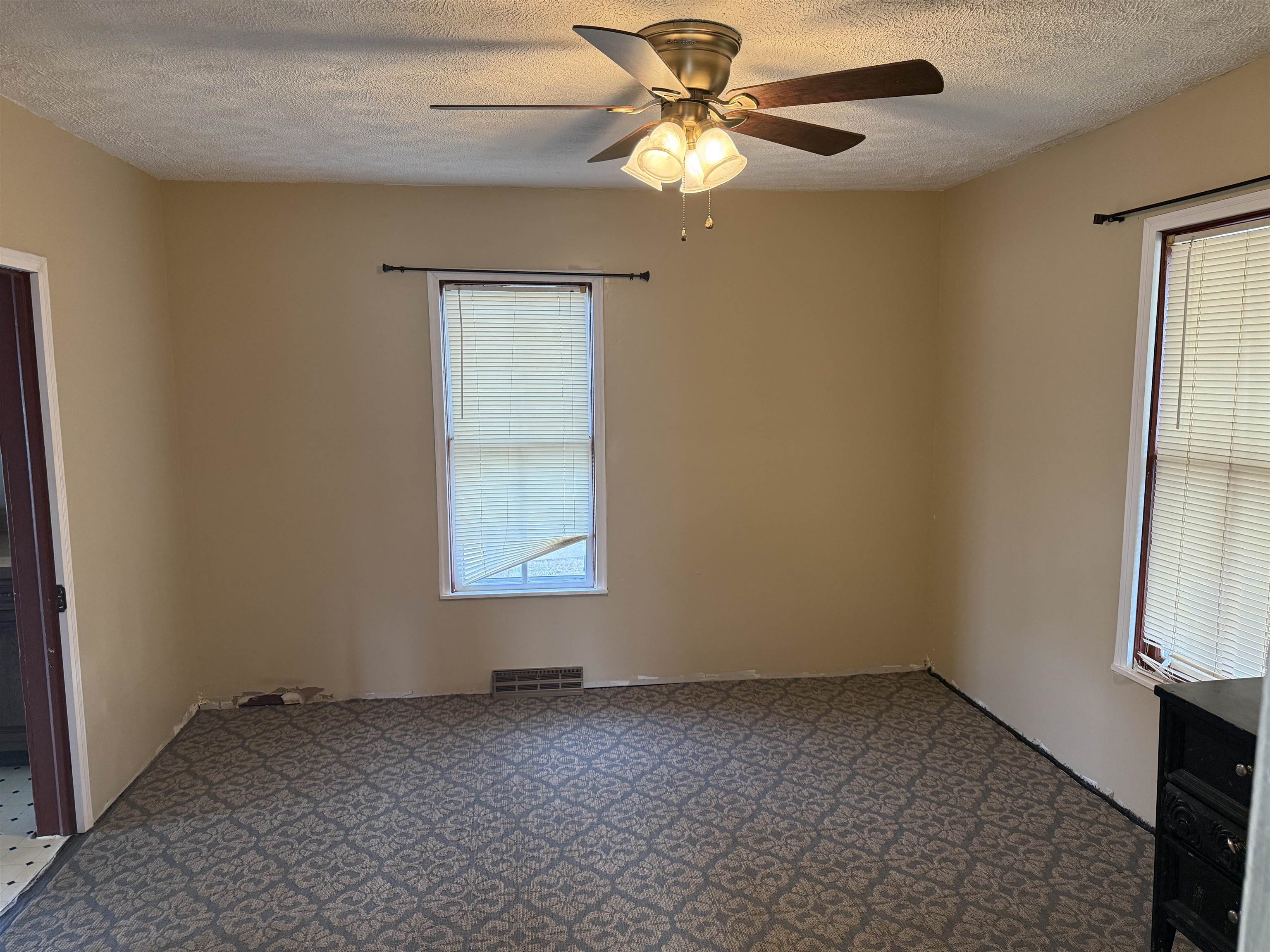 425 S 14th Street Wytheville VA 24382