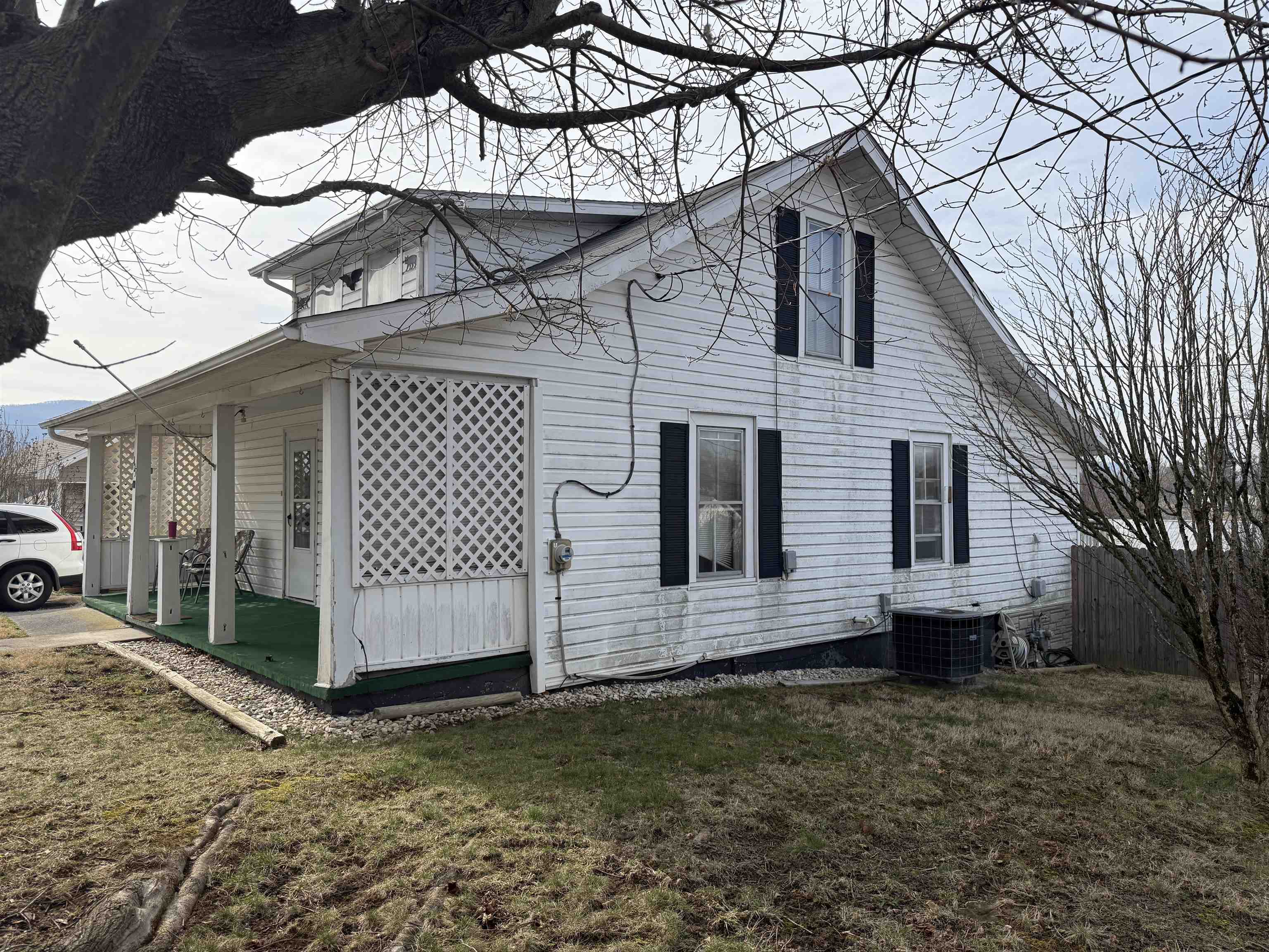 425 S 14th Street Wytheville VA 24382