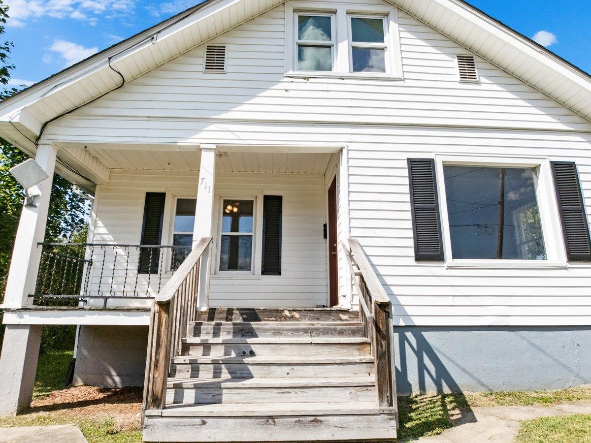 711 5th Street Pulaski VA 24301