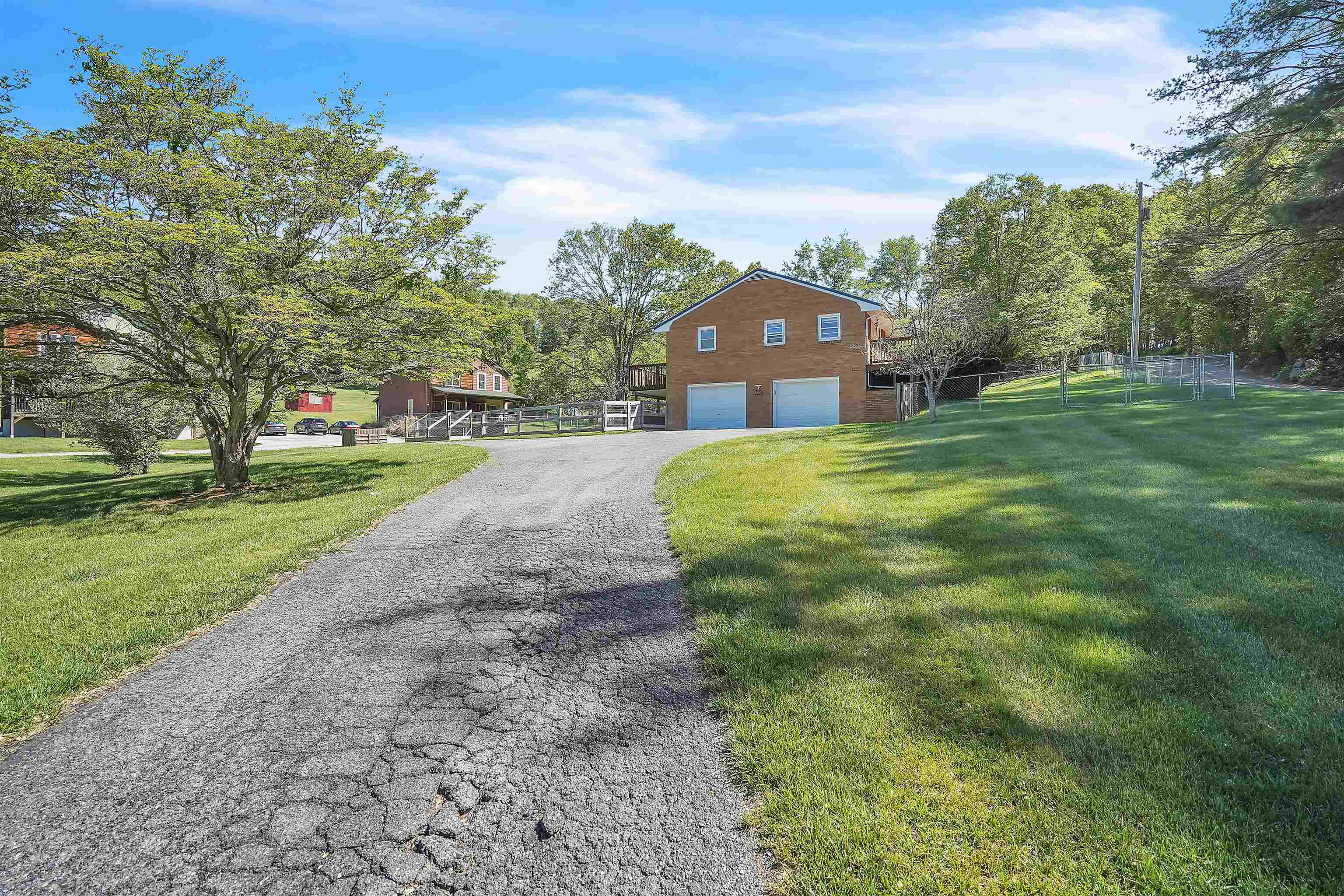 1022 Opal Lane Blacksburg VA 24060