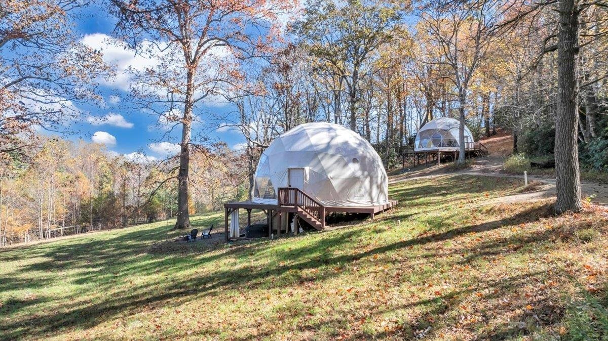 1533 Groundhog Mountain Road Hillsville VA 24343