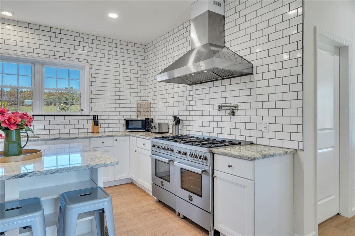 1533 Groundhog Mountain Road Hillsville VA 24343