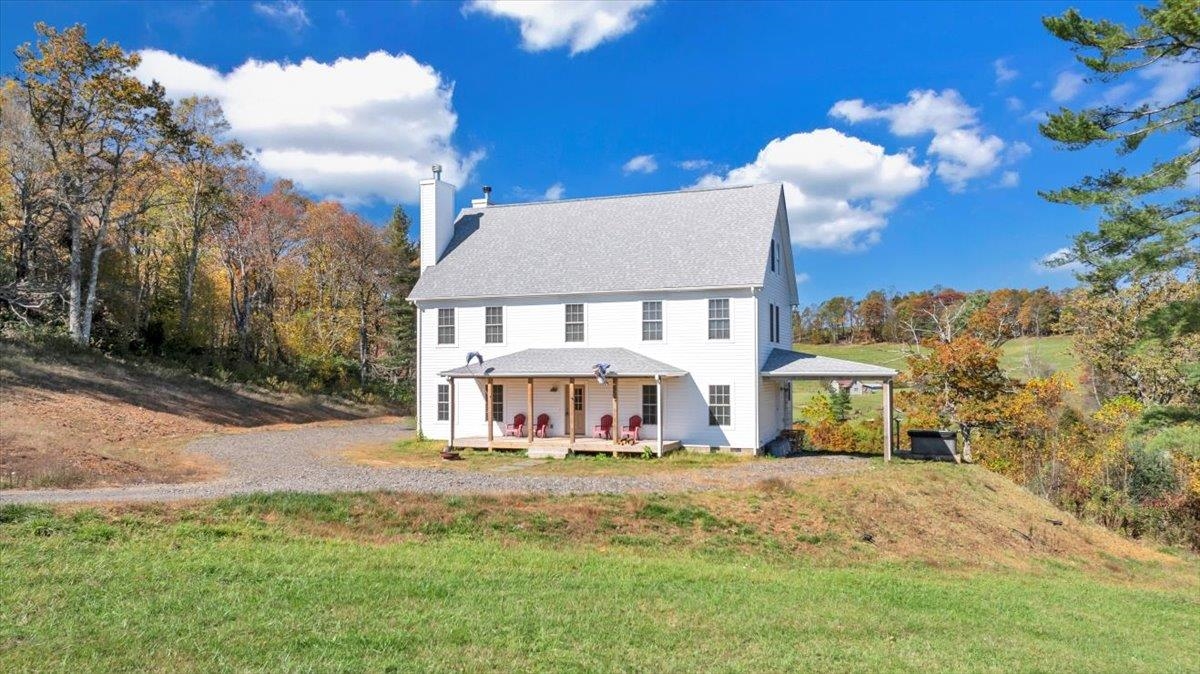 1533 Groundhog Mountain Road Hillsville VA 24343