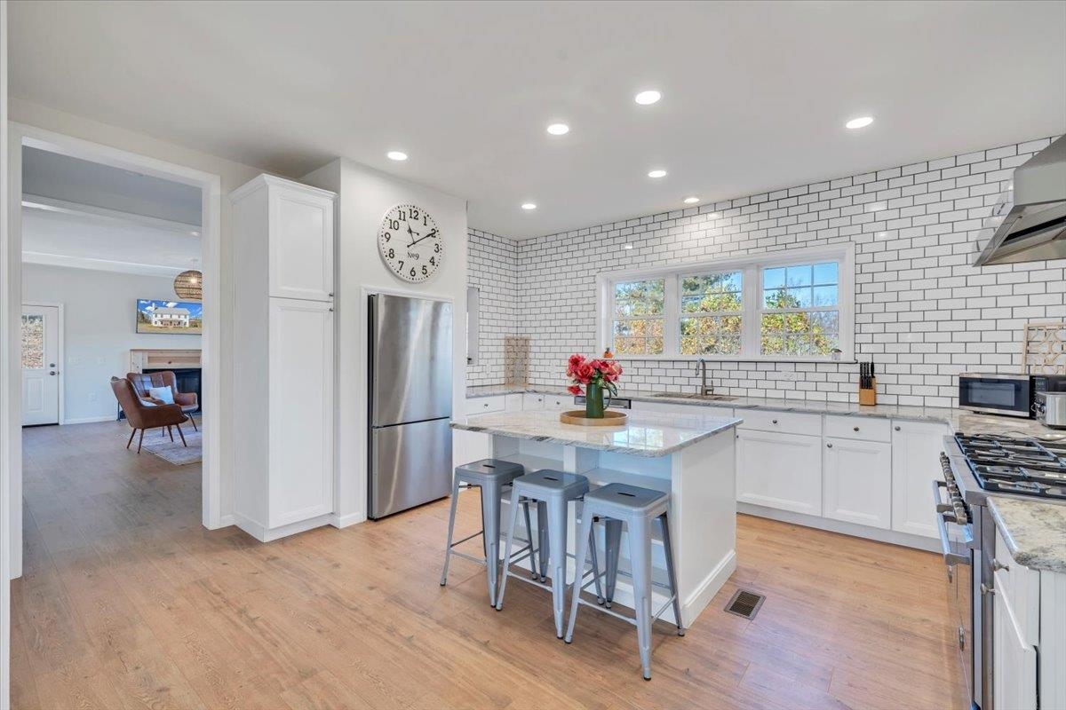 1533 Groundhog Mountain Road Hillsville VA 24343