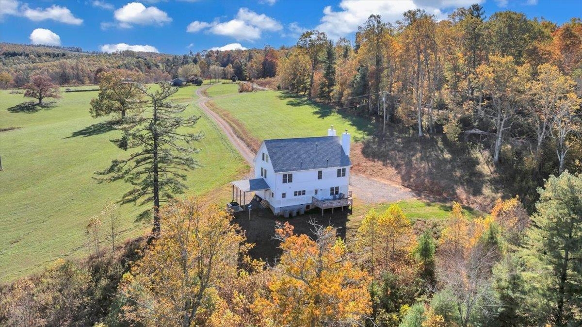 1533 Groundhog Mountain Road Hillsville VA 24343