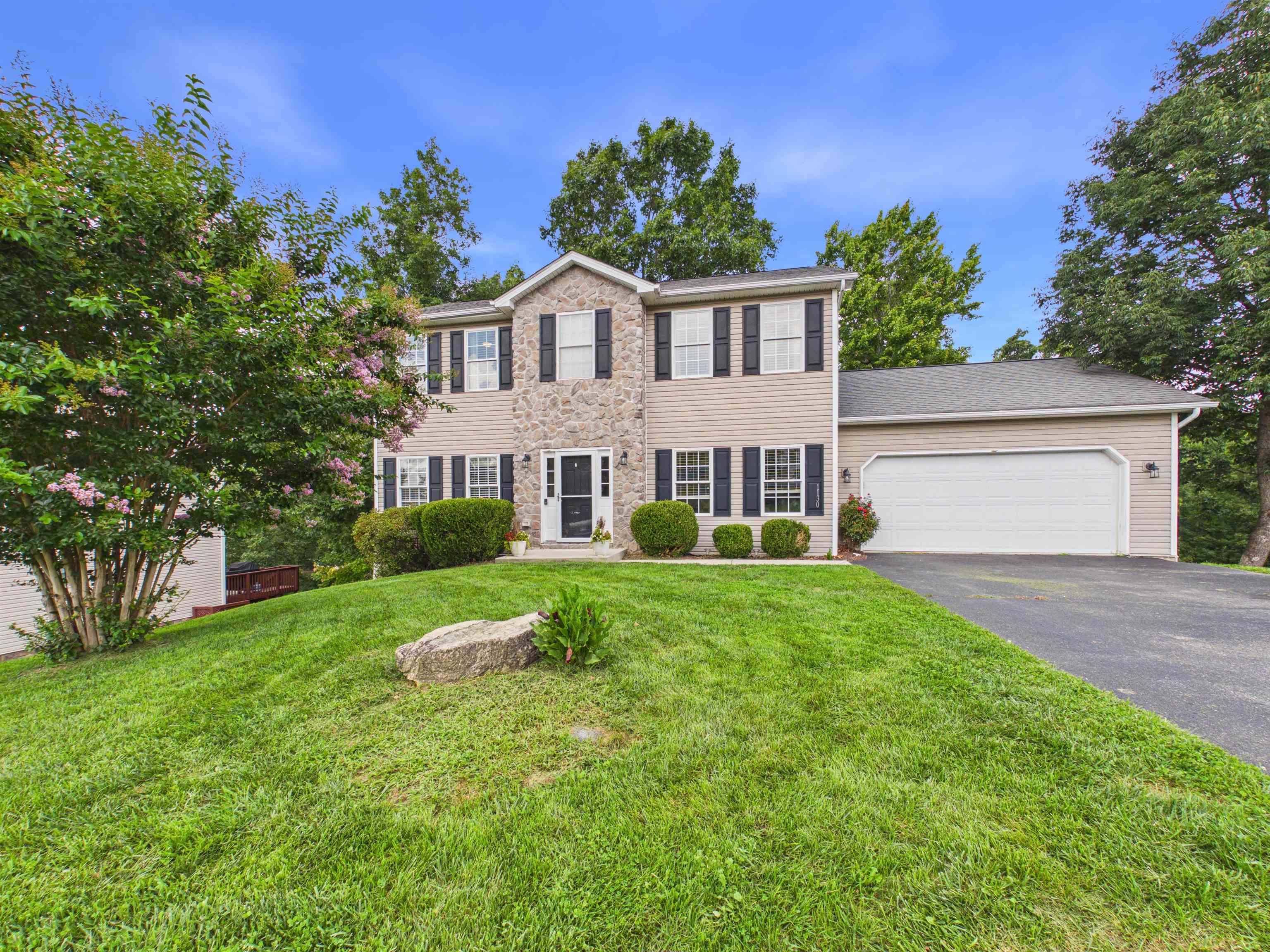 1130 Crosscreek Drive Christiansburg VA 24073