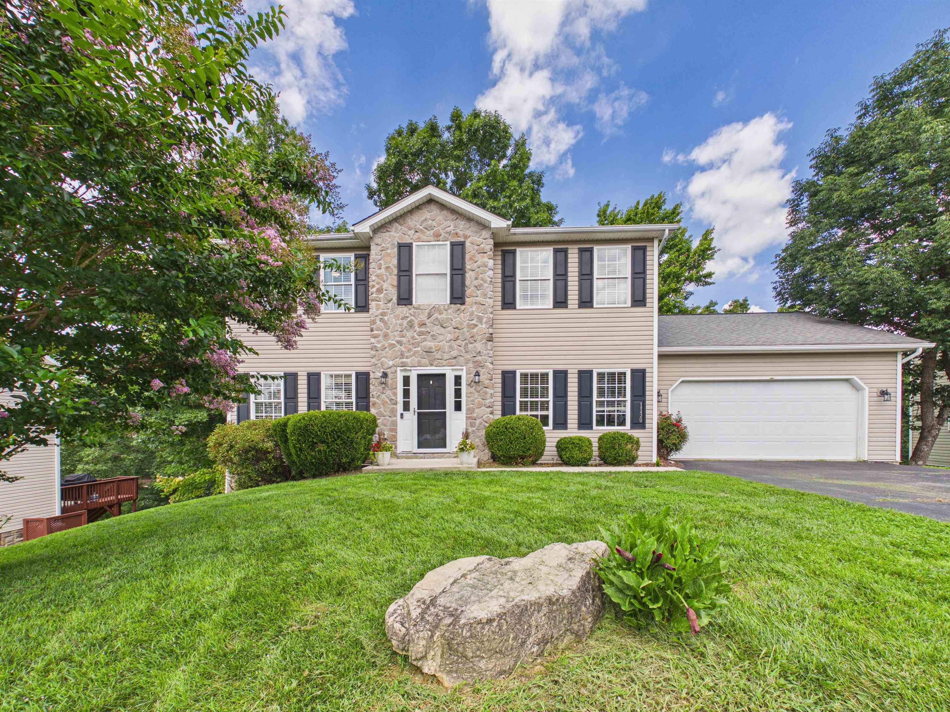 1130 Crosscreek Drive Christiansburg VA 24073
