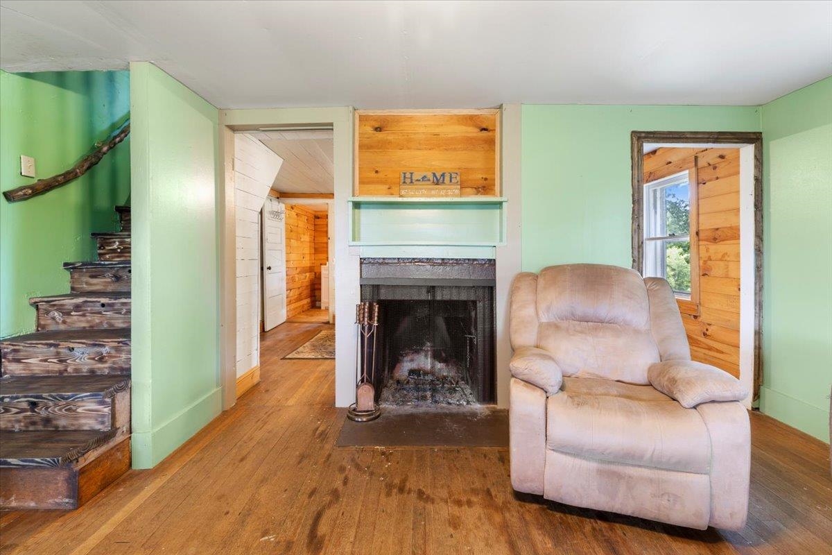 4343 Indian Valley Road NW Willis VA 24380