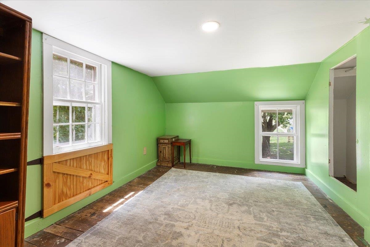 4343 Indian Valley Road NW Willis VA 24380