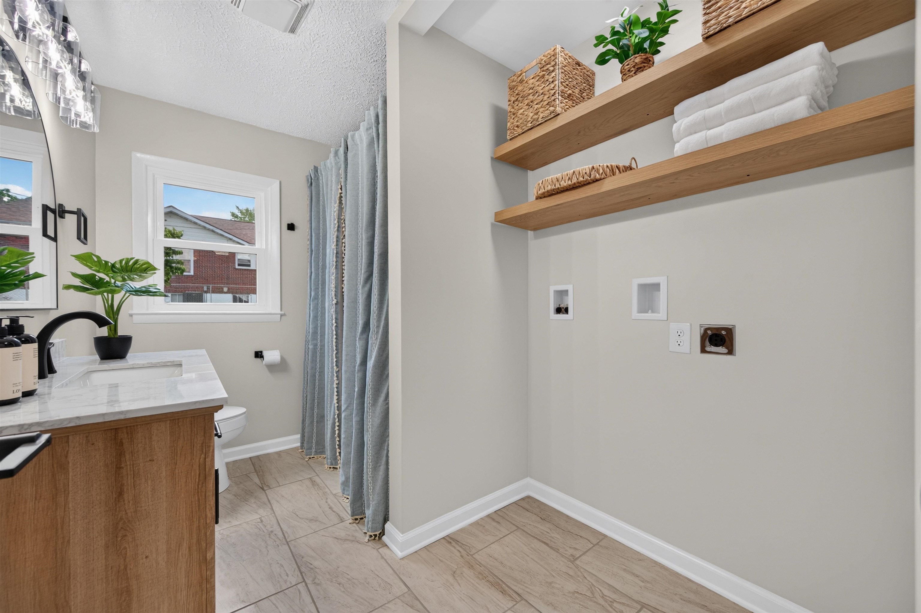 350 W Spiller Street Wytheville VA 24382
