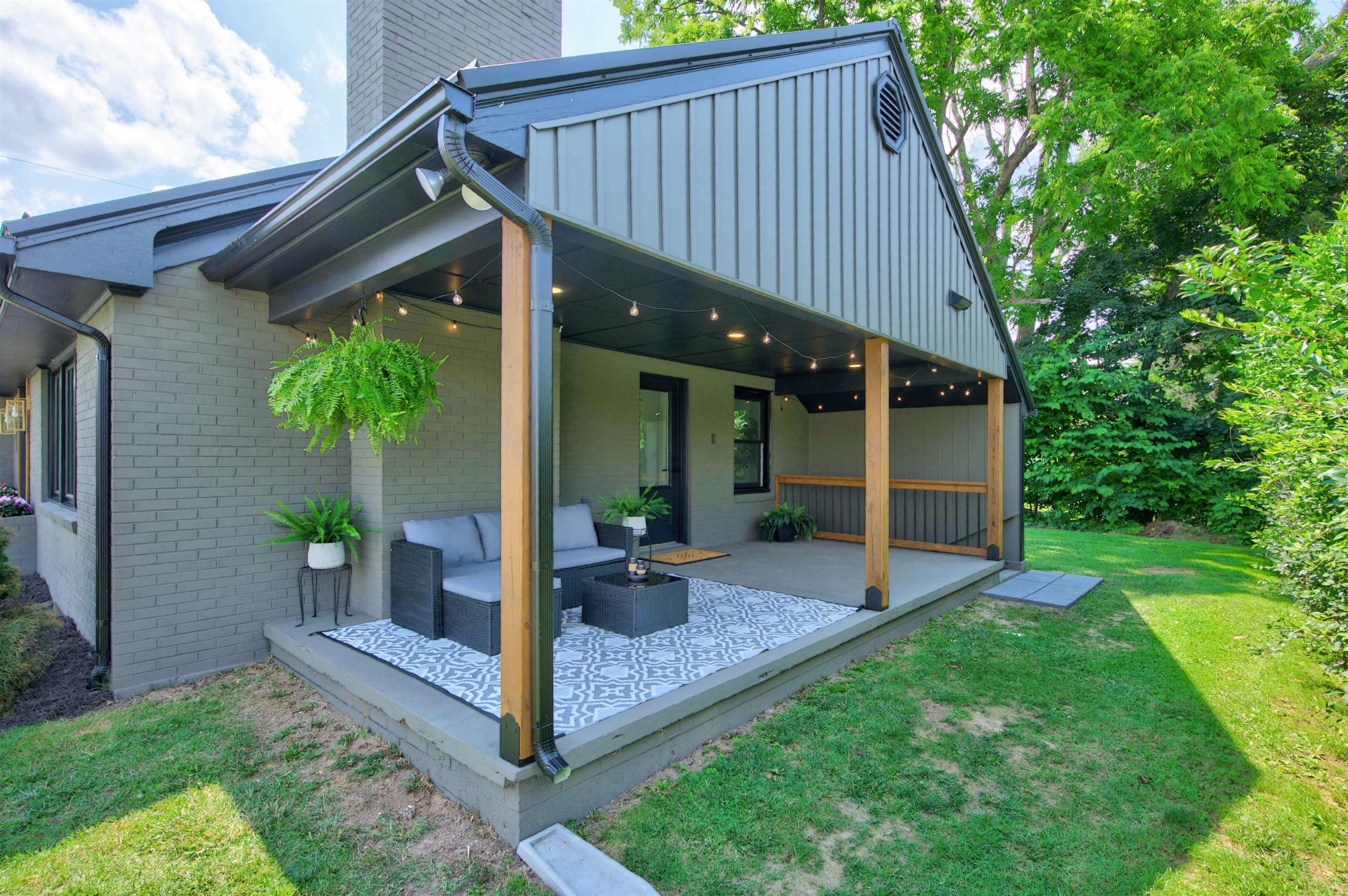 350 W Spiller Street Wytheville VA 24382