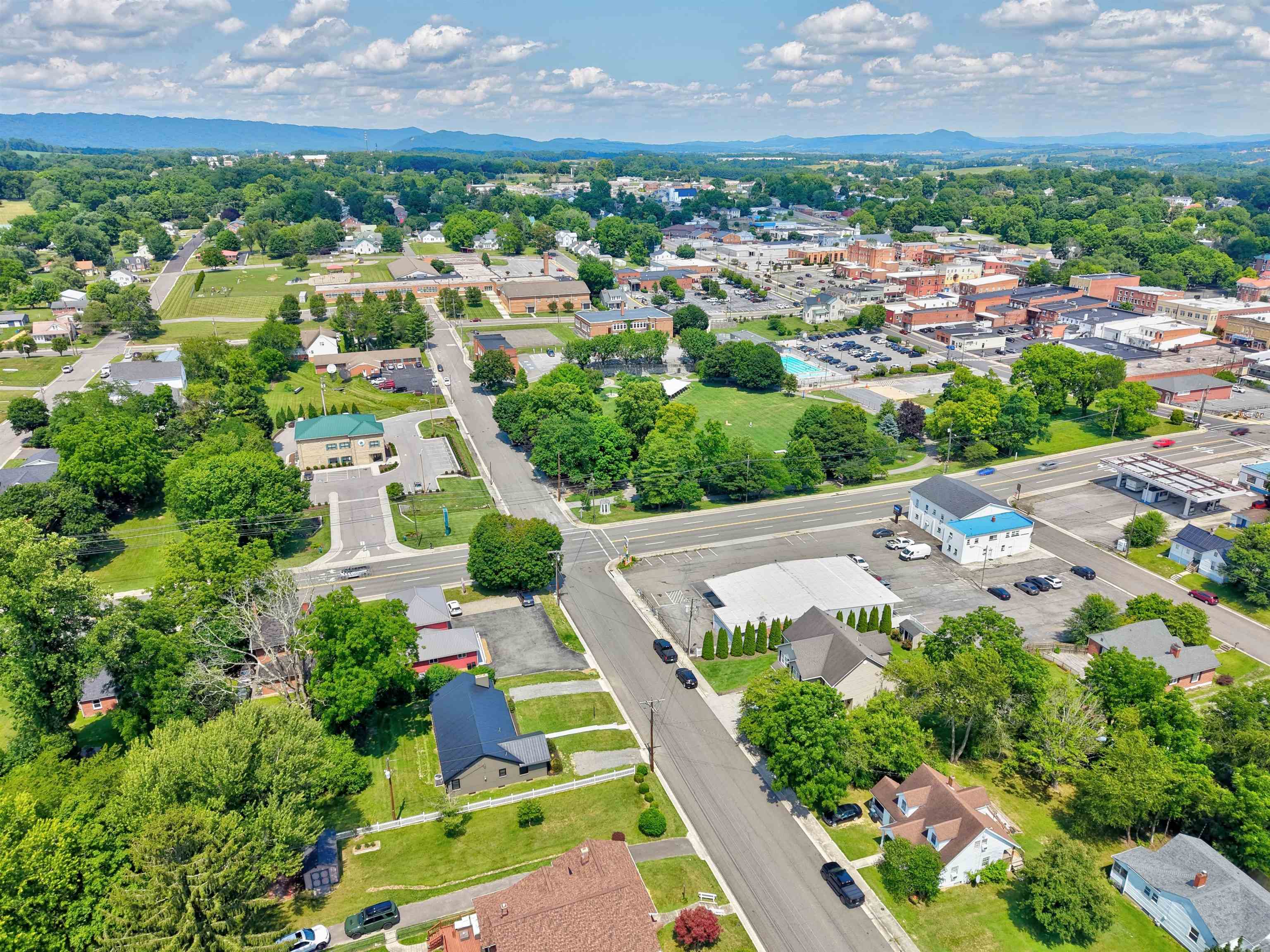 350 W Spiller Street Wytheville VA 24382