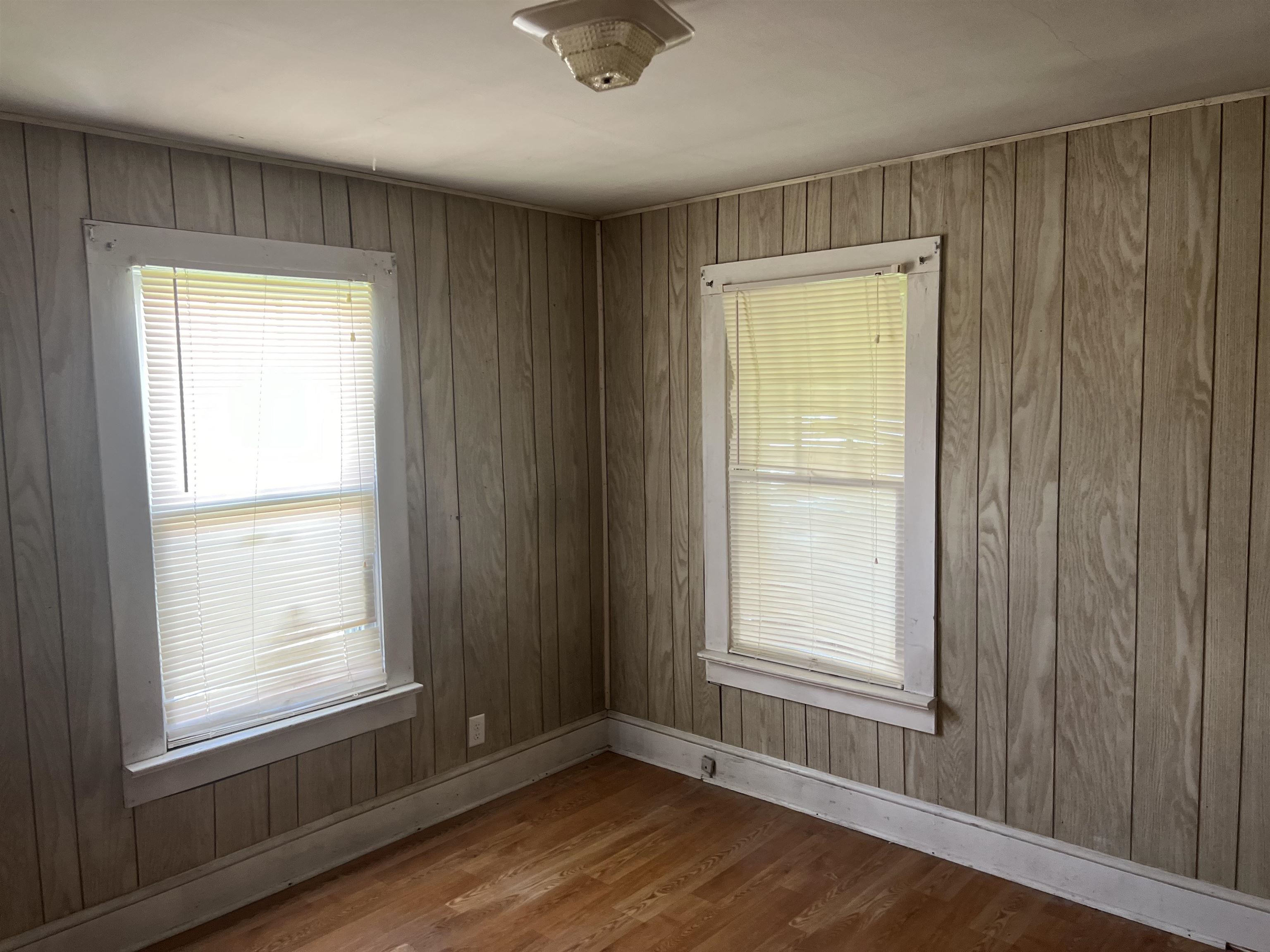 104 Sharp Street Pearisburg VA 24134