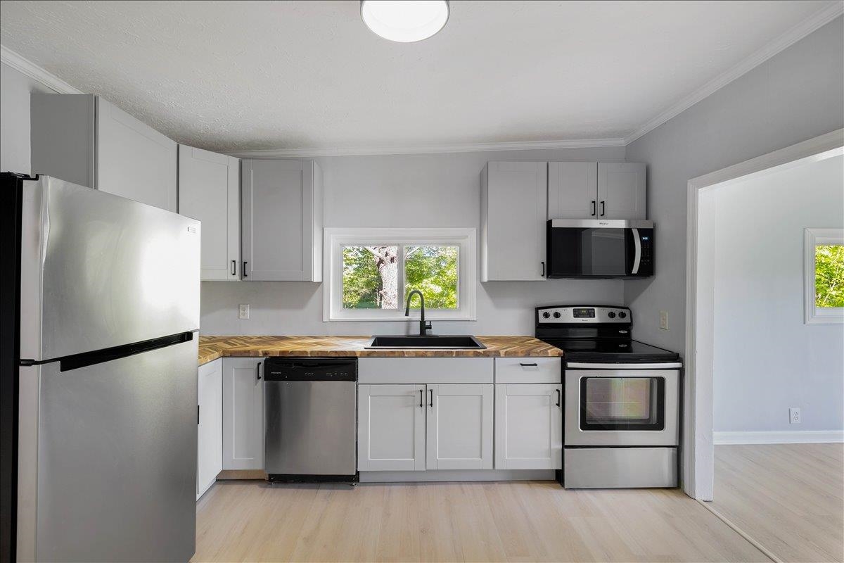 2027 Peppers Ferry Road NW Christiansburg VA 24073