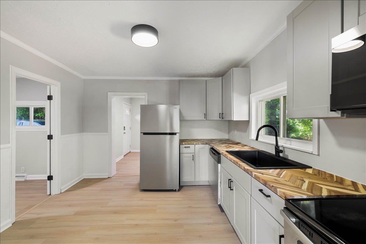 2027 Peppers Ferry Road NW Christiansburg VA 24073