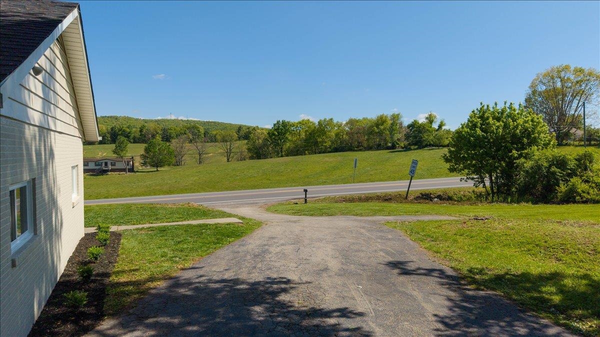 2027 Peppers Ferry Road NW Christiansburg VA 24073