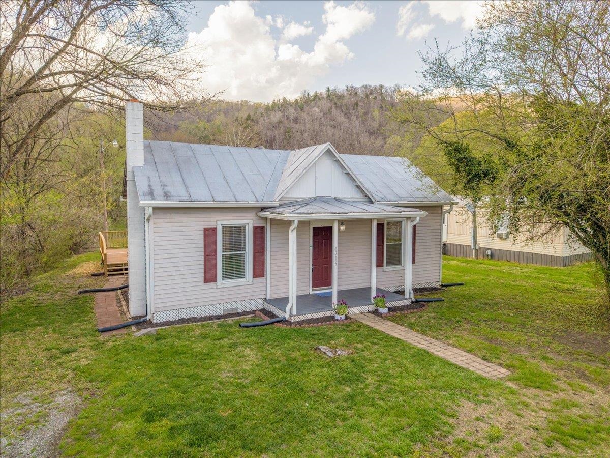 1719 Trackside Drive Elliston VA 24087