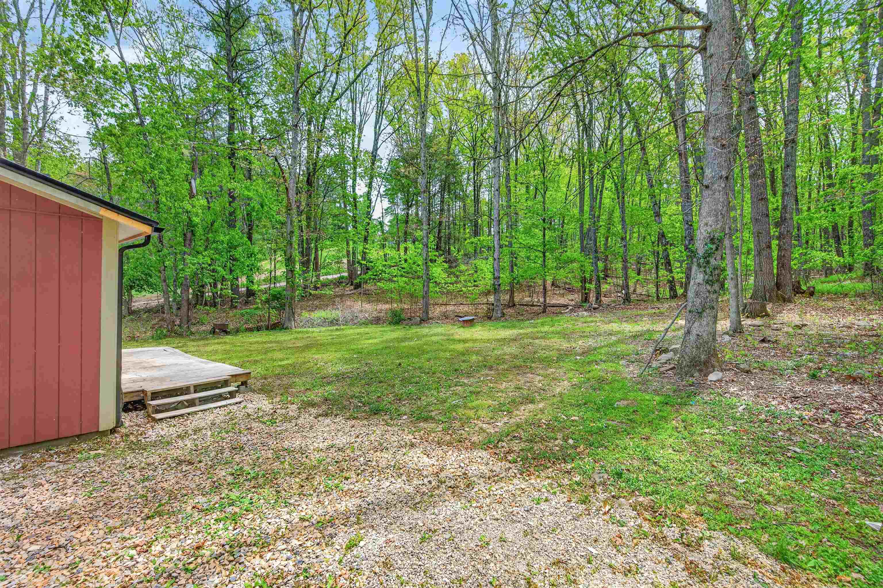 2531 Dry Road Speedwell VA 24374