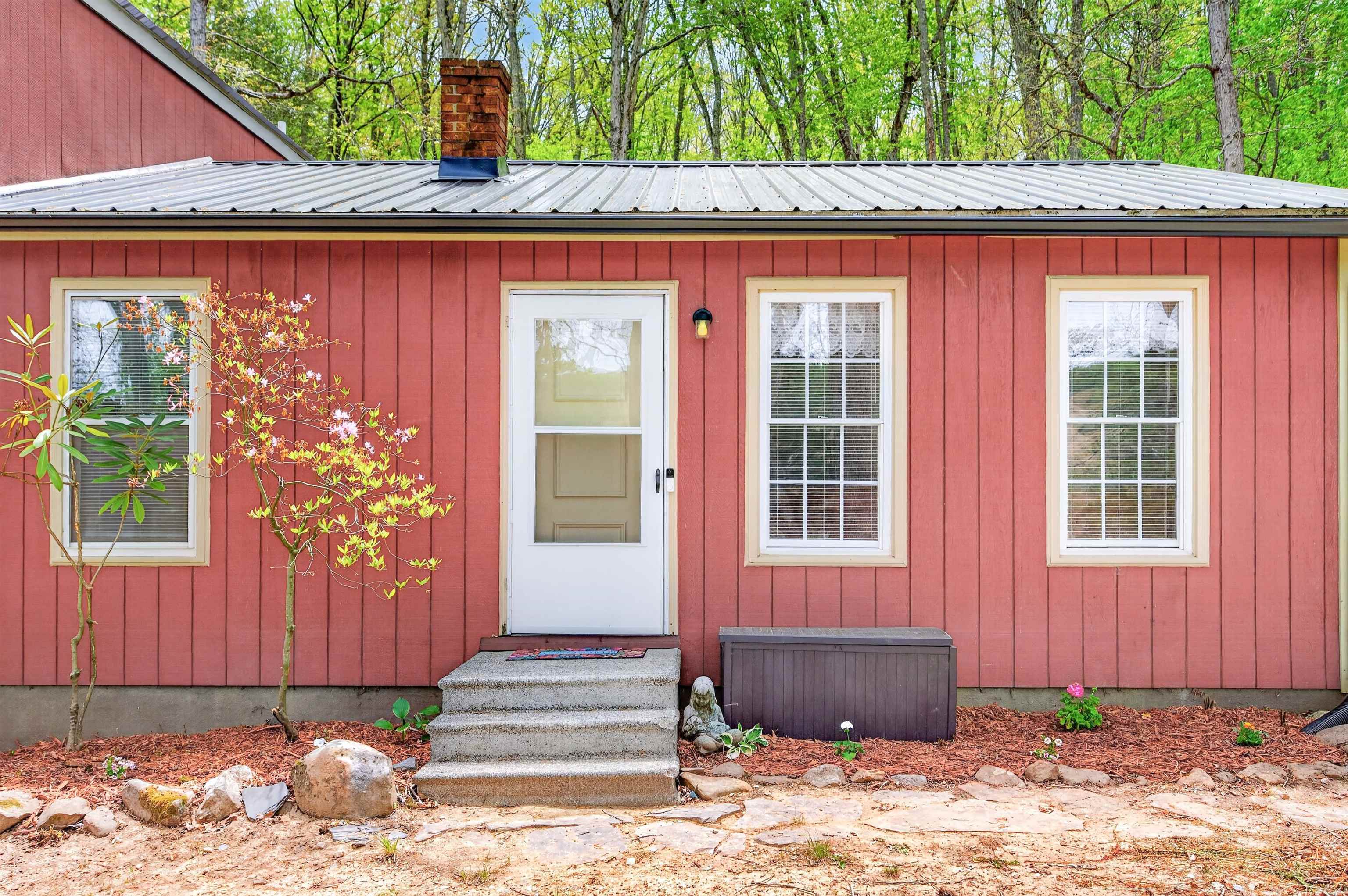 2531 Dry Road Speedwell VA 24374
