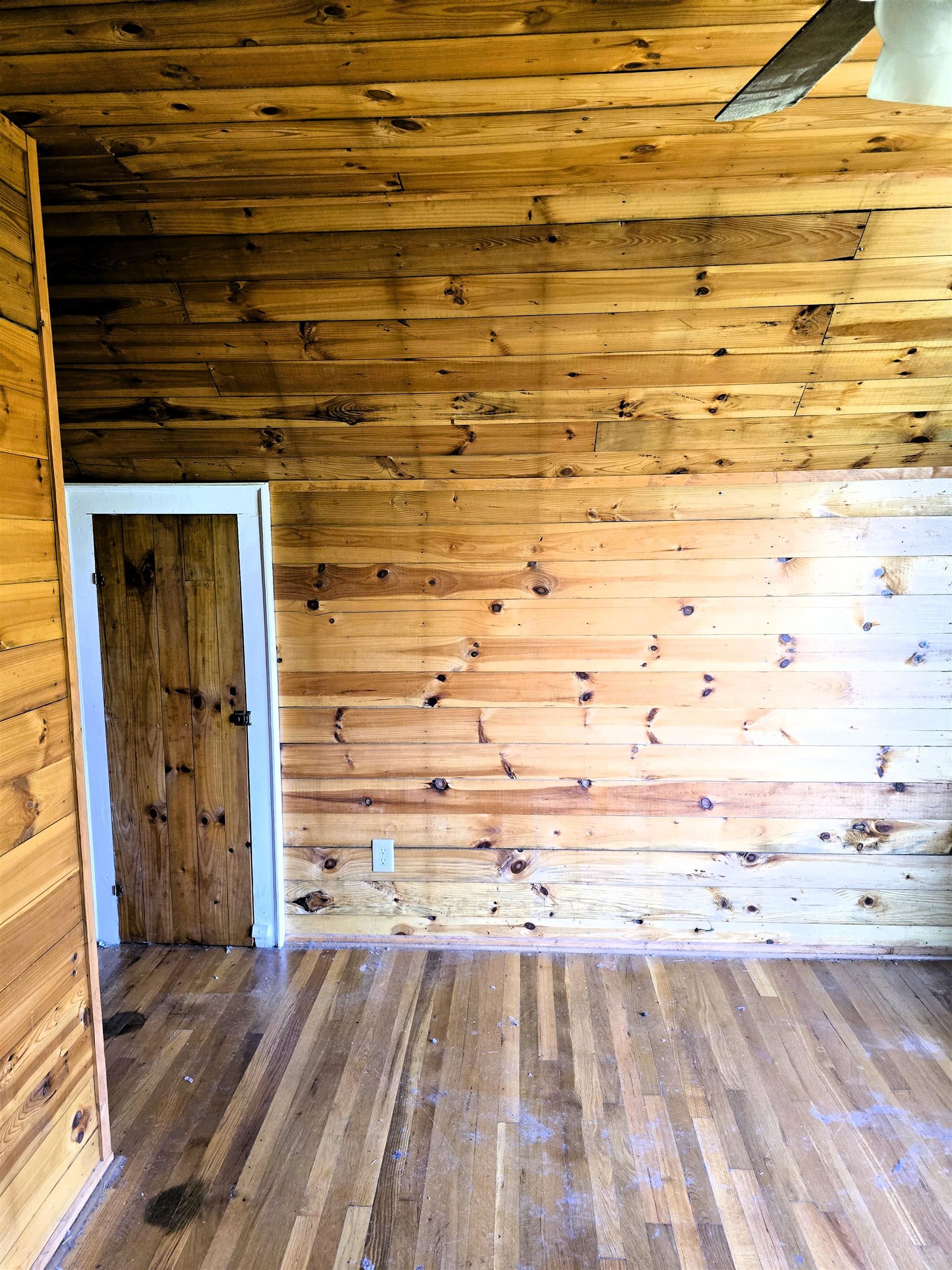 22 High Hill Road Hillsville VA 24343