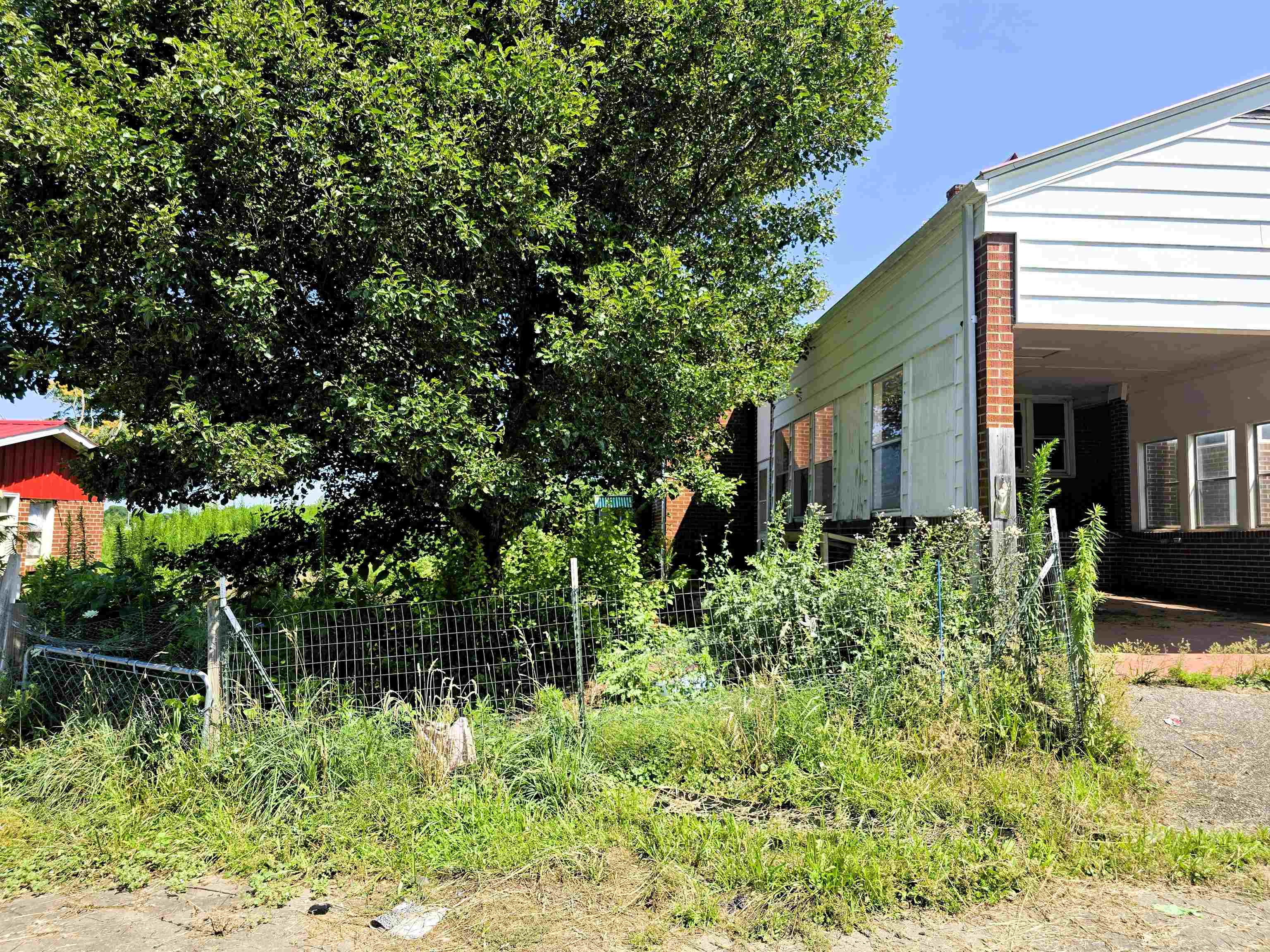 22 High Hill Road Hillsville VA 24343