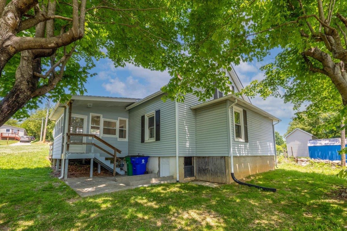665 Liberty Street Christiansburg VA 24073
