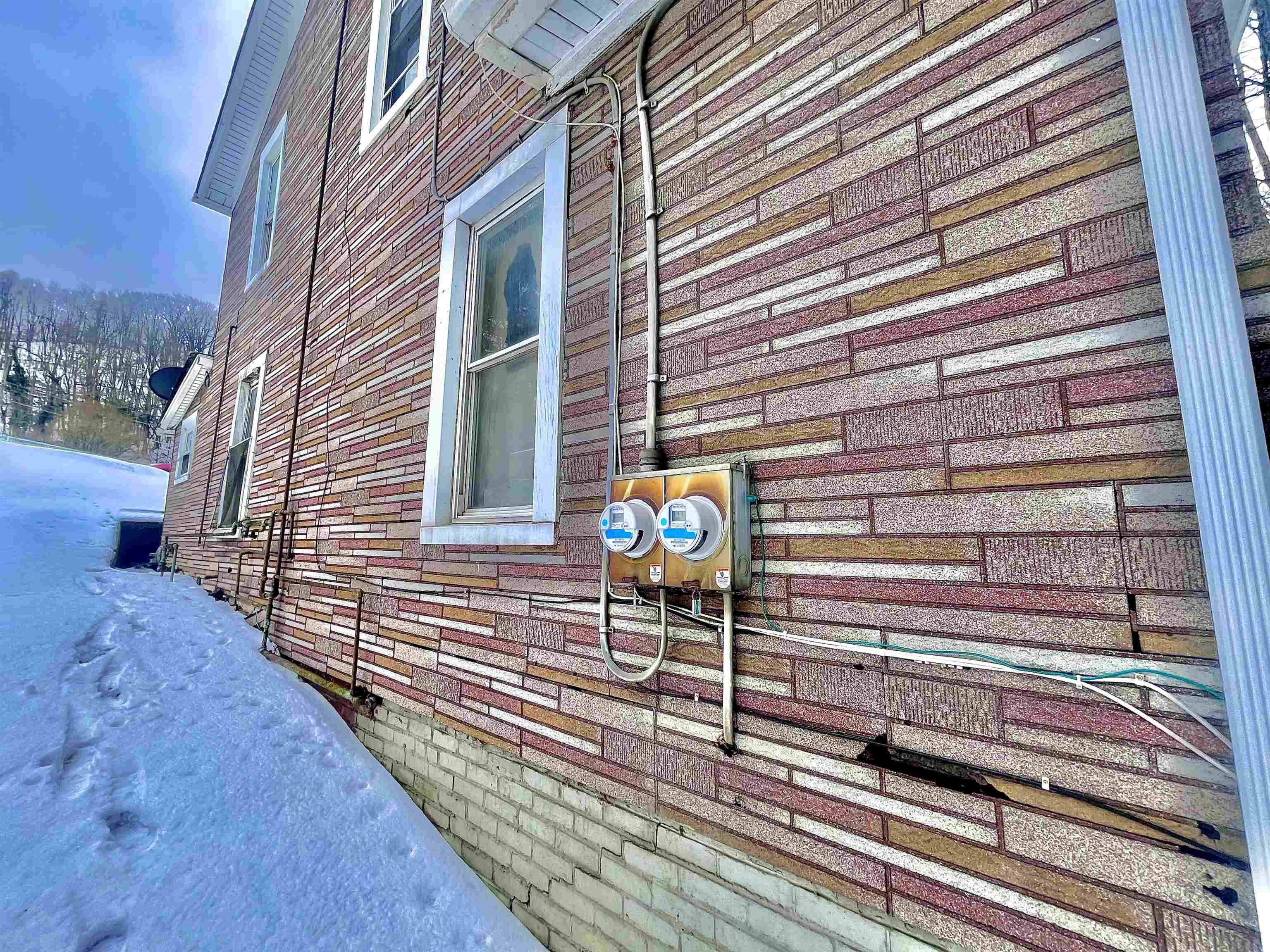 219 Virginia Avenue Bluefield VA 24605