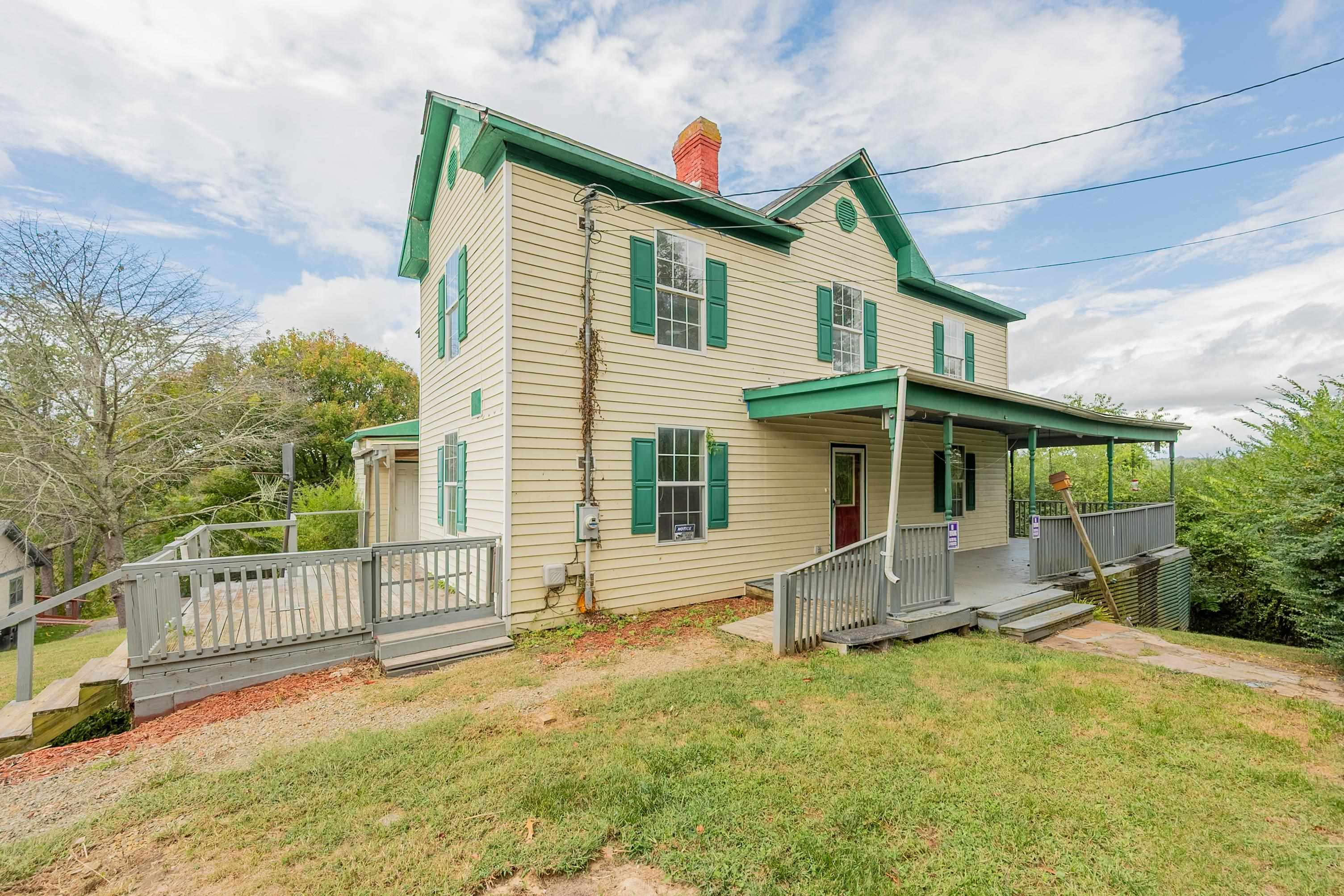 128 Lexington Avenue Pulaski VA 24301