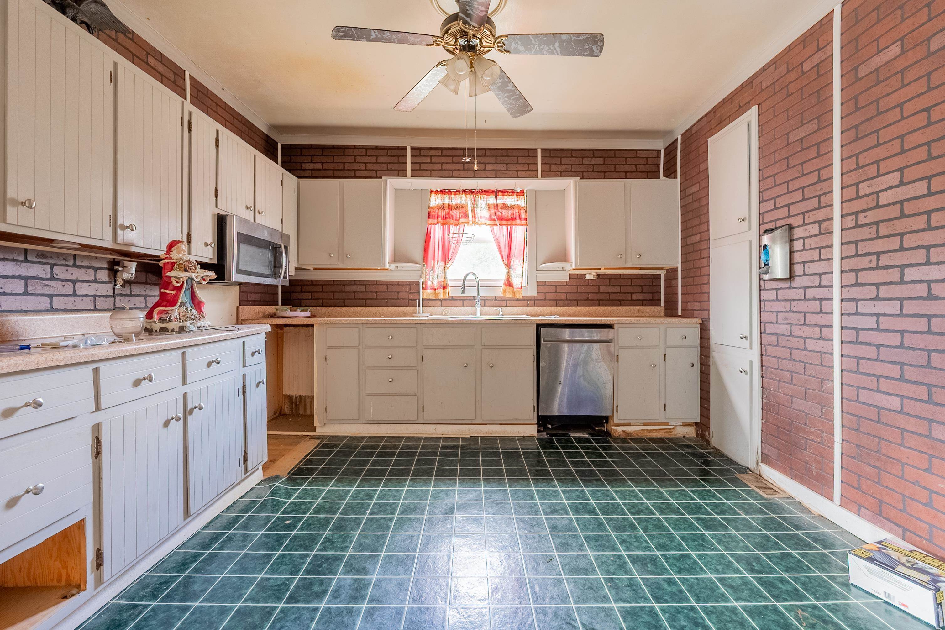 128 Lexington Avenue Pulaski VA 24301